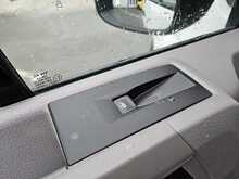 Volkswagen Crafter TDI CR35 Trendline L3H2 Euro 6 140ps AC 2022 