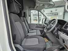 Volkswagen Crafter TDI CR35 Trendline L3H2 Euro 6 140ps AC 2022 