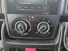 Peugeot Boxer BlueHDi 335 Professional L2H2 Euro 6 130ps 2019 
