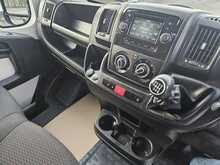 Peugeot Boxer BlueHDi 335 Professional L2H2 Euro 6 130ps 2019 