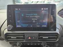 Peugeot Partner BlueHDi 950 Professional Premium L2 Euro 6 2022 