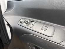 Peugeot Partner BlueHDi 950 Professional L2H1 Euro 6 2020 