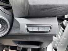Renault Trafic dCi Blue LL30 Business+ L2H1 Euro 6 130ps AC 2023 