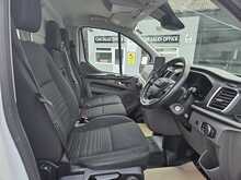 Ford Transit Custom 300 EcoBlue Limited L2H1 Euro 6 130ps 2023 
