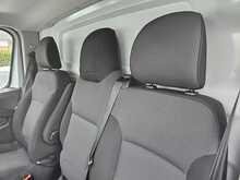 Renault Trafic dCi Blue LL30 Business+ L2H1 Euro 6 130ps AC 2023 