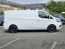 Ford Transit Custom 300 EcoBlue Limited L2H1 Euro 6 130ps 2022 