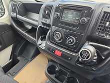 Peugeot Boxer BlueHDi 335 Professional L2H2 Euro 6 130ps 2019 