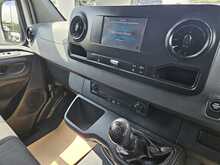 Mercedes-Benz Sprinter 315 CDI Progressive L2H2 Euro 6 150ps 2021 