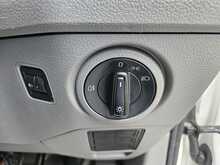 Volkswagen Crafter TDI CR35 Trendline L3H2 Euro 6 140ps AC 2022 