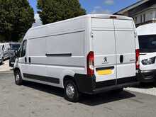 Peugeot Boxer BlueHDi 335 Professional Premium + L3H2 Euro 6 140ps 2023 