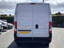 Peugeot Boxer BlueHDi 335 Professional Premium + L3H2 Euro 6 140ps 2023 