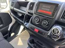Peugeot Boxer BlueHDi 335 Professional Premium + L3H2 Euro 6 140ps 2023 