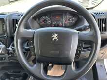 Peugeot Boxer BlueHDi 335 Professional Premium + L3H2 Euro 6 140ps 2023 