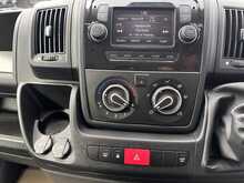 Peugeot Boxer BlueHDi 335 Professional L3H2 Euro 6 140ps 2021 