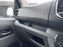 Peugeot Expert BlueHDi 1200 Professional L2H1 Euro 6 2019 