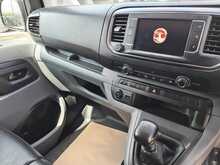 Vauxhall Vivaro Turbo D 2900 Dynamic L2H1 Euro 6 2022 