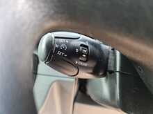 Vauxhall Vivaro Turbo D 2900 Dynamic L2H1 Euro 6 2022 