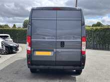 Peugeot Boxer BlueHDi 335 Professional L3H2 Euro 6 140ps 2022 