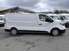 Renault Trafic dCi Blue LL30 Advance L2H1 Euro 6 130ps AC 2023 