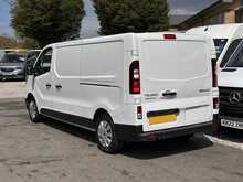 Renault Trafic dCi Blue LL30 Advance L2H1 Euro 6 130ps AC 2023 