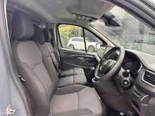 Renault Trafic dCi Blue SL28 Business+ L1H1 Euro 6 130ps AC 2022 