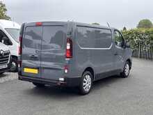 Renault Trafic dCi Blue SL28 Business+ L1H1 Euro 6 130ps AC 2022 