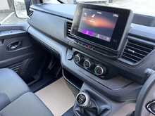 Renault Trafic dCi Blue SL28 Business+ L1H1 Euro 6 130ps AC 2022 