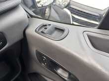 Ford Transit 350 EcoBlue Leader L2H2 Euro 6 130ps AC 2022 