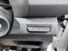 Renault Trafic dCi Blue LL30 Advance L2H1 Euro 6 130ps AC 2023 