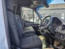 Mercedes-Benz Sprinter 315 CDI Progressive L2H2 RWD Euro 6 150ps 2023 
