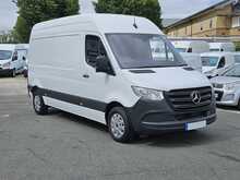 Mercedes-Benz Sprinter 315 CDI Progressive L2H2 RWD Euro 6 150ps 2023 