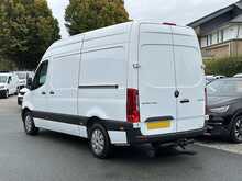 Mercedes-Benz Sprinter 315 CDI Progressive L2H2 RWD Euro 6 150ps 2023 