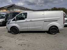 Ford Transit Custom 300 EcoBlue Limited L2H1 Euro 6 130ps 2023 