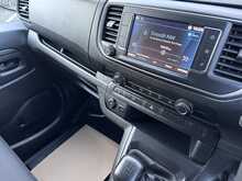Peugeot Expert BlueHDi 1000 Professional Premium + MWB Euro 6 2023 
