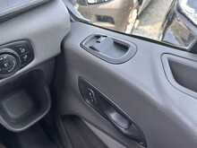 Ford Transit 330 EcoBlue Leader L2H2 Euro 6 AC 2020 