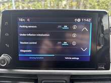 Peugeot Partner BlueHDi 950 Professional Premium L2 Euro 6 2022 