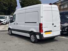 Mercedes-Benz Sprinter 315 CDI Premium L2H2 Euro 6 150ps AC 2022 