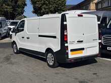 Renault Trafic dCi ENERGY 30 Business L2H1 Euro 6 120ps AC 2021 