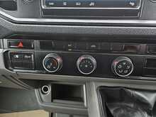 Volkswagen Crafter TDI CR35 Trendline L2H2 Euro 6 140ps AC 2022 