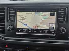 Volkswagen Crafter TDI CR35 Trendline L2H2 Euro 6 140ps AC 2022 
