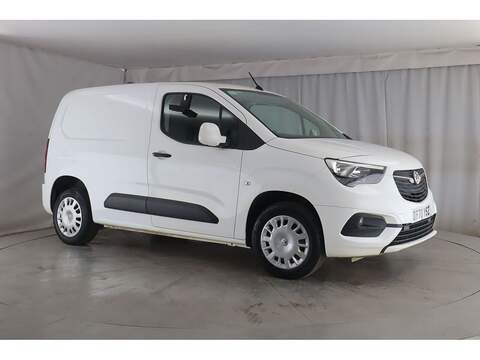 Vauxhall Combo 1.5 Turbo D 2300 Dynamic Panel Van 4dr Diesel Manual L1 H1 Euro 6 (100 ps)
