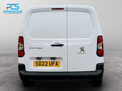 Peugeot Partner BlueHDi 950 Professional Premium - U4622