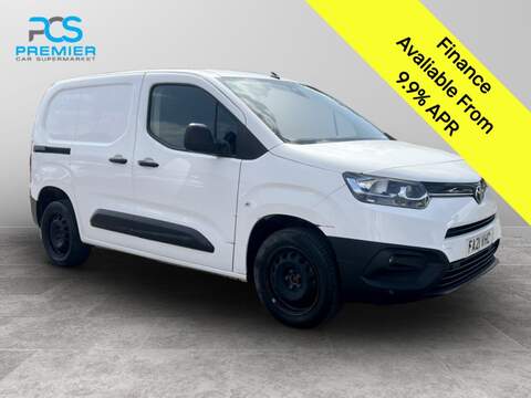 Toyota PROACE CITY 2.0 dCi 28 Acenta Panel Van 5dr Diesel Manual L1 H1 Euro 6 (s/s) (130 ps)