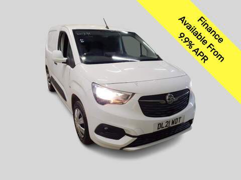 Vauxhall Combo 1.5 Turbo D 2000 Sportive Panel Van 5dr Diesel Manual L1 H1 Euro 6 (100 ps)