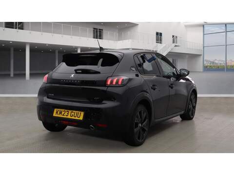 Peugeot 208 PureTech GT - U5189