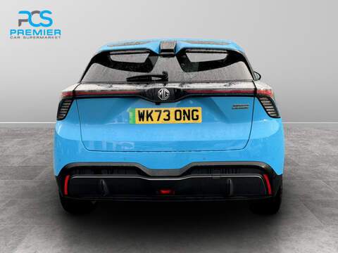 MG MG4 Trophy Long Range - U5218