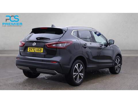 Nissan Qashqai DIG-T N-Connecta - U5268
