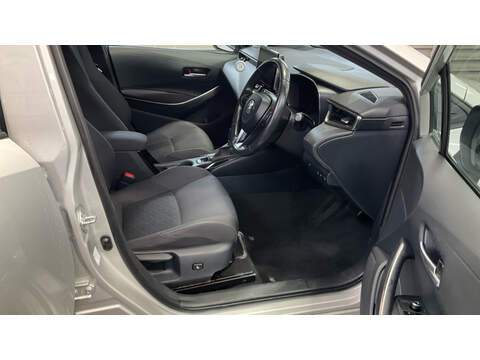 Toyota Corolla VVT-h Icon Tech - U5270