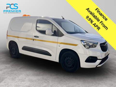 Vauxhall Combo 1.5 Turbo D 2000 Sportive Panel Van 5dr Diesel Manual L1 H1 Euro 6 (100 ps)