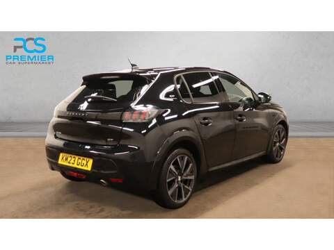 Peugeot 208 PureTech GT - U5295